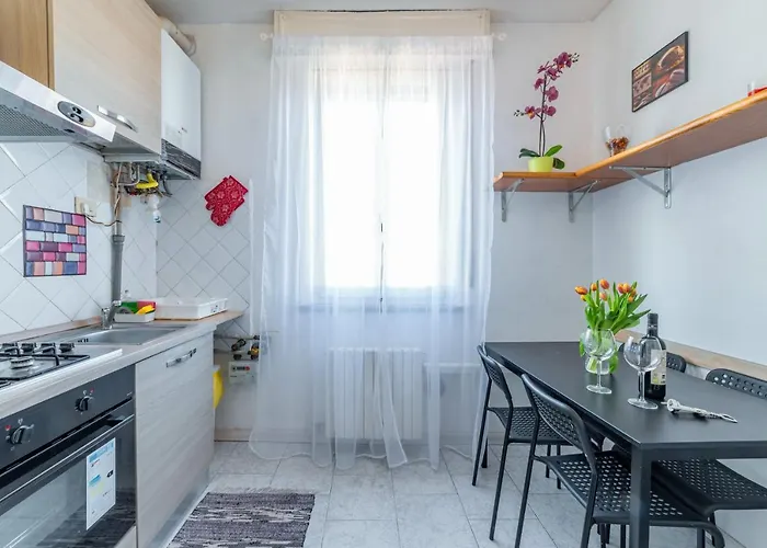 Centro Torri Huge X6 Apartment Parma